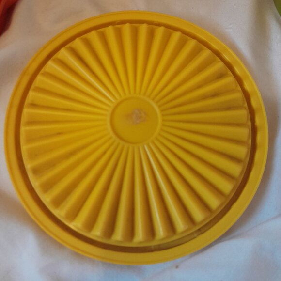 VTG Retro 1970s Tupperware Replacement Bowls: 886-12, 886-14, 886-16 & Lid: 812 - Picture 8 of 15